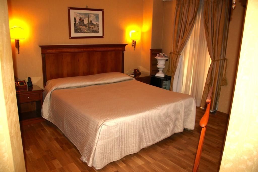 Luxury H 2000 Couette-café